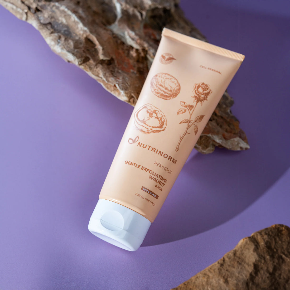 Gentle Exfoliating Walnut Scrub - Nutrinorm Wellness