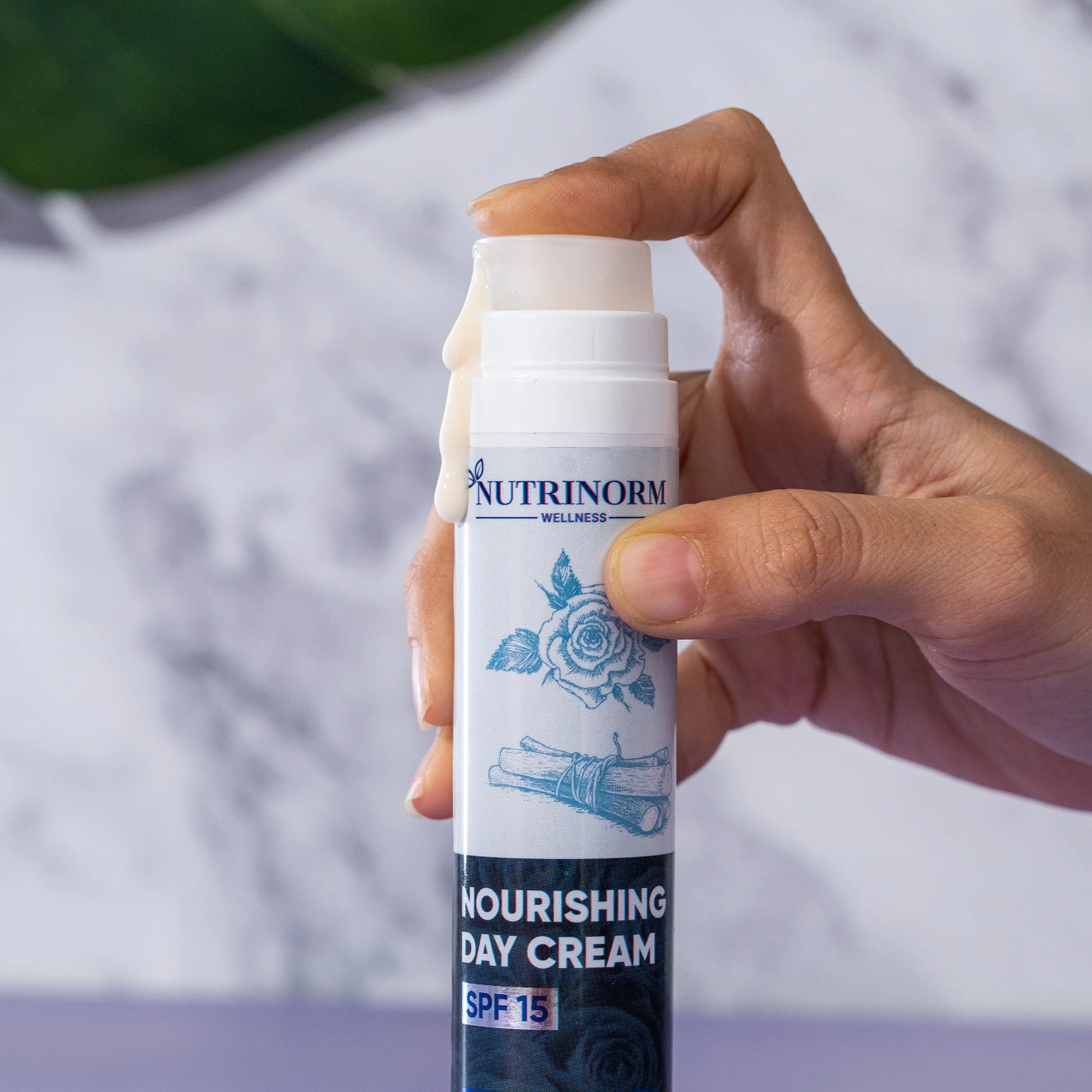 Nourishing Day Cream with SPF 15 - Nutrinorm Wellness